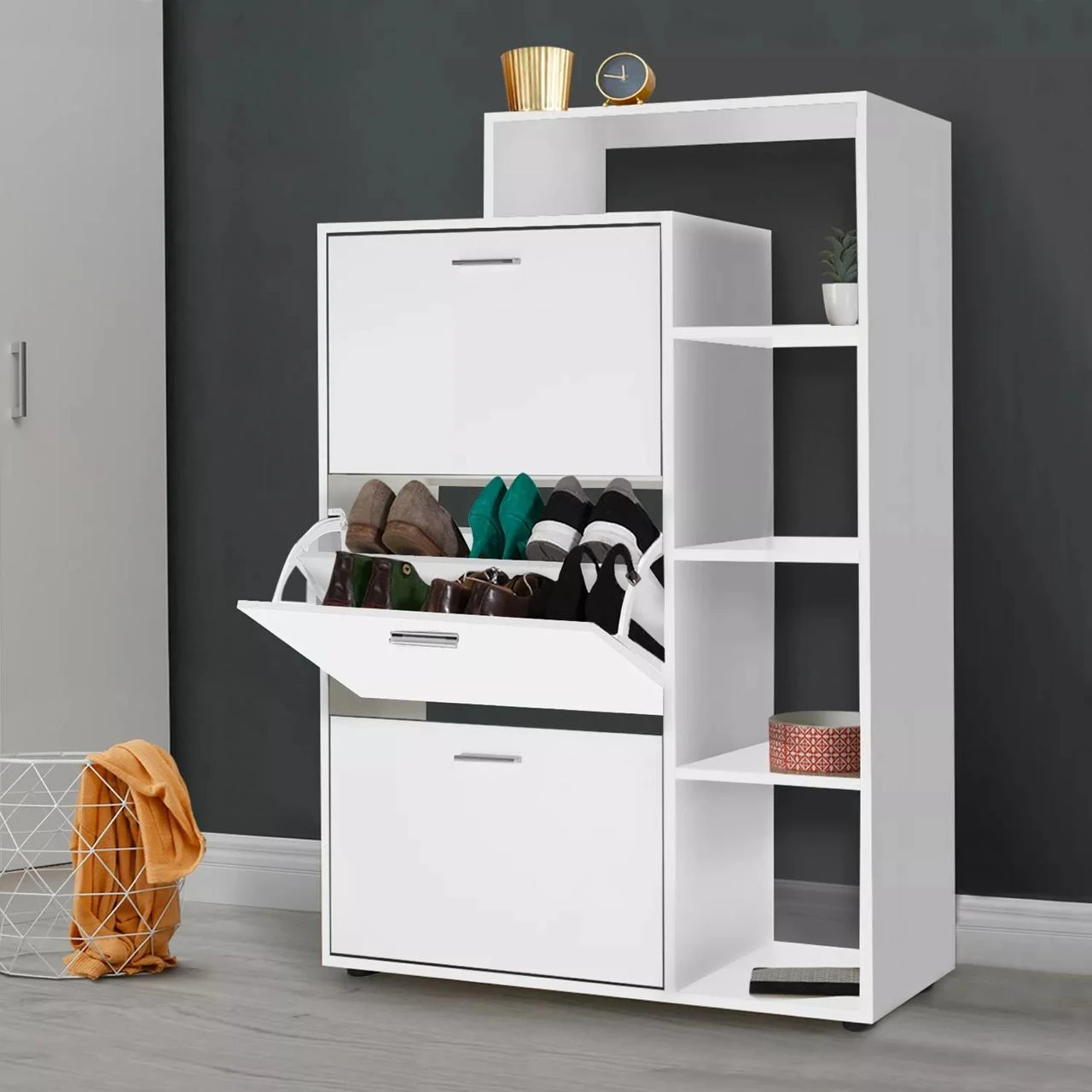 SHOE RACK