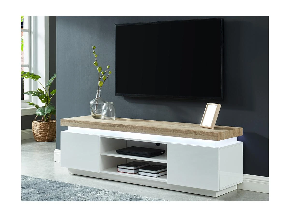 TV TABLEE